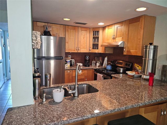 2525 W BAY DRIVE A13, Belleair Bluffs, FL 33770