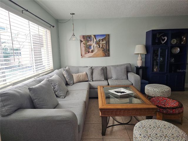 2525 W BAY DRIVE A13, Belleair Bluffs, FL 33770