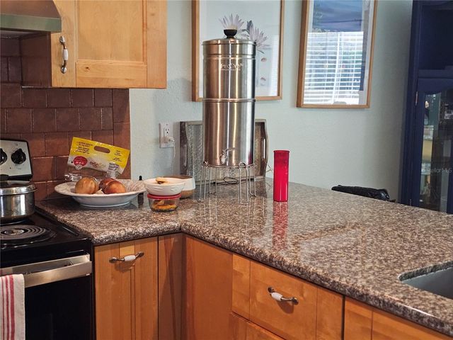 2525 W BAY DRIVE A13, Belleair Bluffs, FL 33770