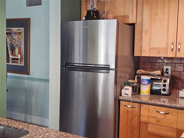 2525 W BAY DRIVE A13, Belleair Bluffs, FL 33770