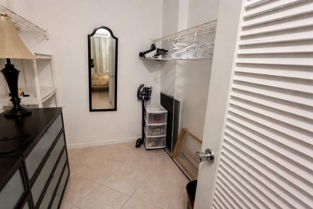 400 SE 10th Street 202, Deerfield Beach, FL 33441