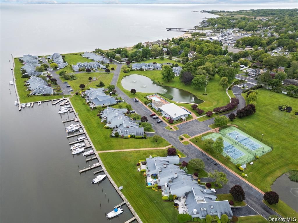 34 Harbour, Blue Point, NY 11715 — exterior