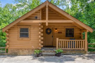 1235 Honeysuckle Lane, Sevierville, TN 37876