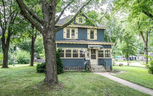 300 7th Street, Farmington, MN 55024