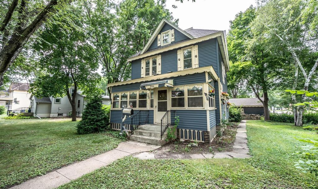 300 7th Street, Farmington, MN 55024