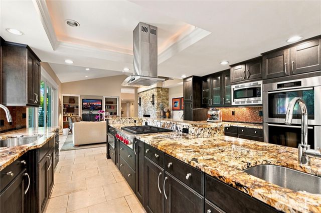 2853 134th Ave NE, Bellevue, WA 98005