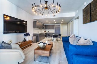 55 SW 9th St 3010, Miami, FL 33130