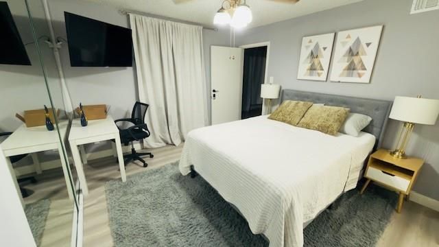 2750 Holly Hall Street 811, Houston, TX 77054