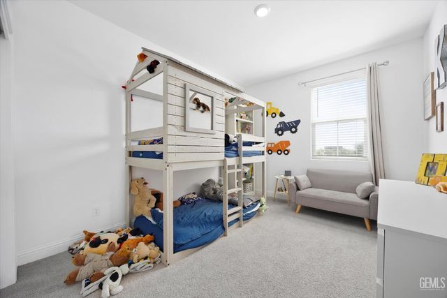 3310 Spruce Park Way, Shafter, CA 93263