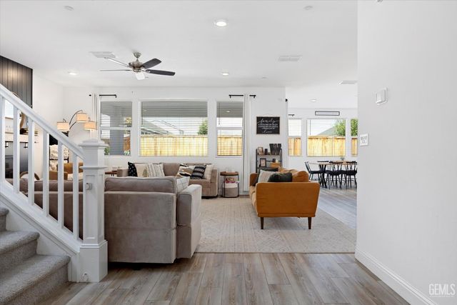 3310 Spruce Park Way, Shafter, CA 93263