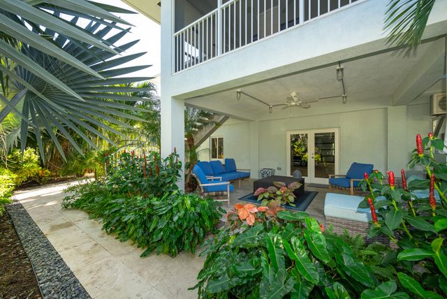 17213 Starfish Lane, Sugarloaf Key, FL 33042