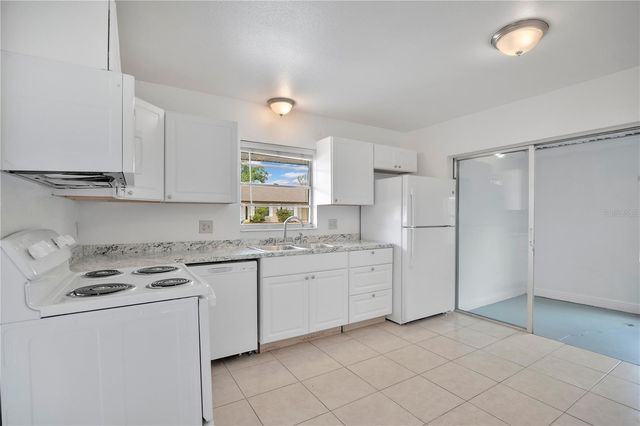 9844 RIVER PINES COURT, Orlando, FL 32825