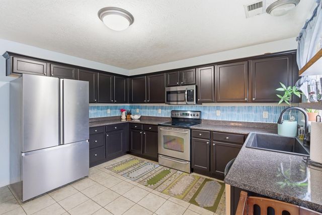 916 Applecross Drive, Lexington, KY 40511