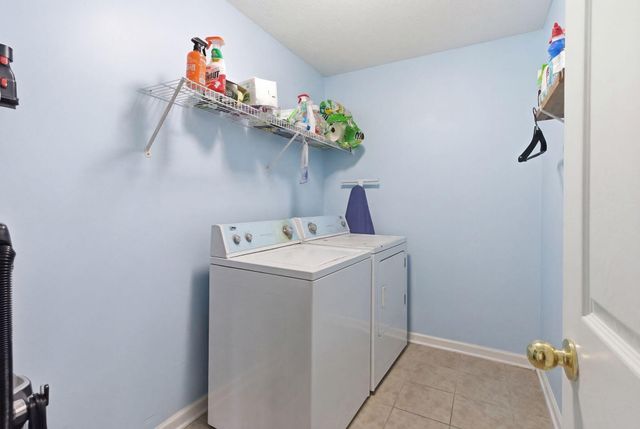 916 Applecross Drive, Lexington, KY 40511