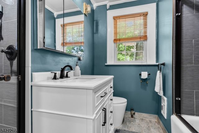 87 Keer Ave, Newark City, NJ 07112