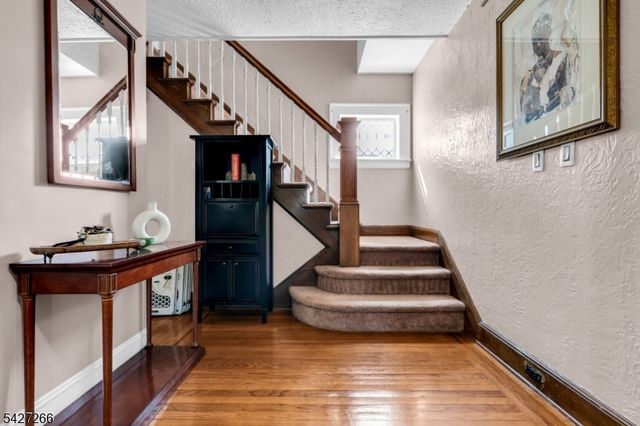 87 Keer Ave, Newark City, NJ 07112