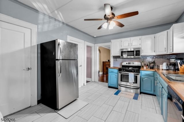87 Keer Ave, Newark City, NJ 07112