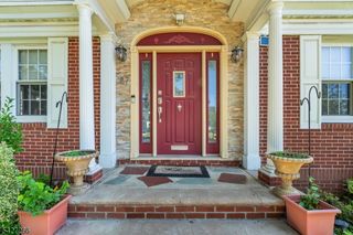 87 Keer Ave, Newark City, NJ 07112