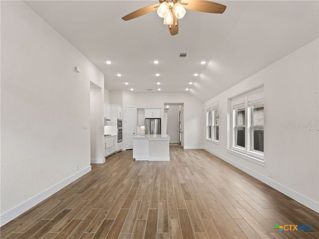1037 Easy Gruene, New Braunfels, TX 78130