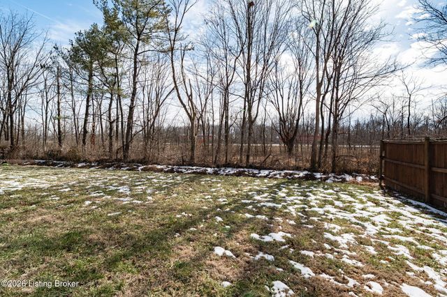 711 Shaffer Rd, Louisville, KY 40118