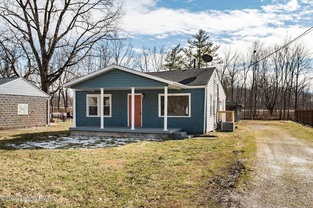 711 Shaffer Rd, Louisville, KY 40118