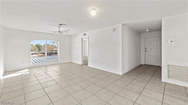4520 Skyline BLVD 201, Cape Coral, FL 33914