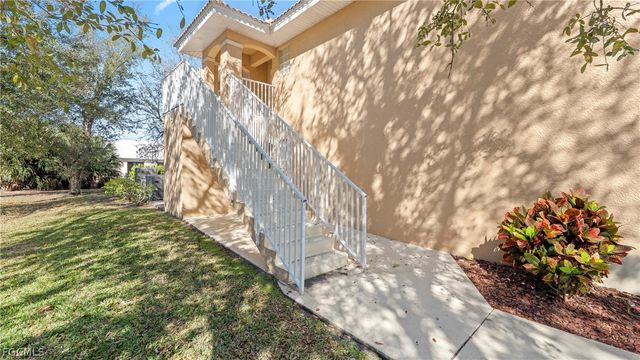 4520 Skyline BLVD 201, Cape Coral, FL 33914