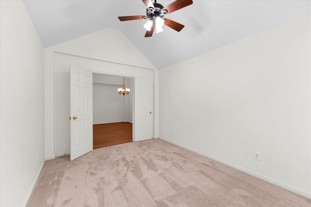 7 Currymead Place, Spring, TX 77382