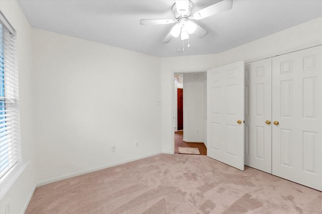 7 Currymead Place, Spring, TX 77382