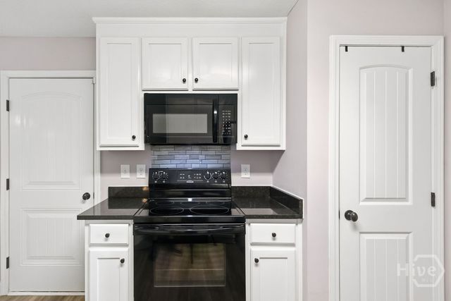 271 Oxmoor Close, Winterville, GA 30683
