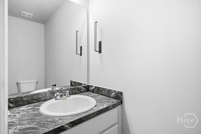 271 Oxmoor Close, Winterville, GA 30683