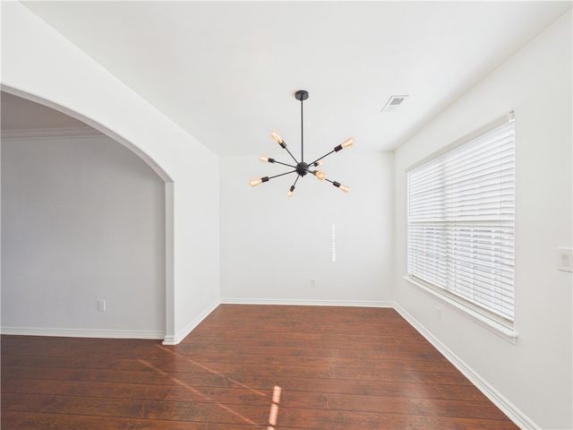 4001 SW Carriageway Avenue, Bentonville, AR 72712