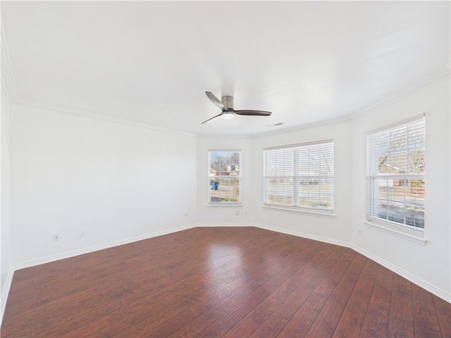 4001 SW Carriageway Avenue, Bentonville, AR 72712