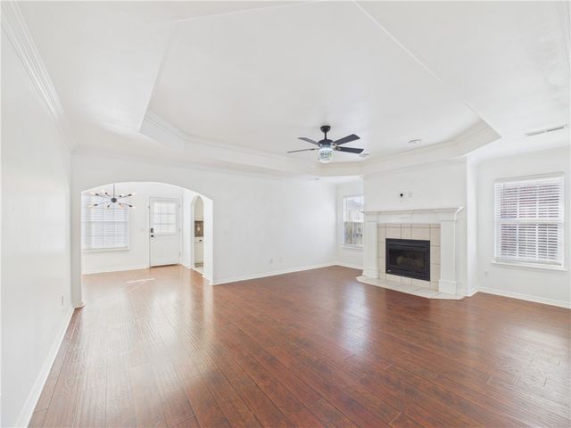 4001 SW Carriageway Avenue, Bentonville, AR 72712