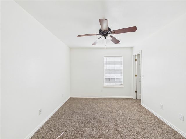 4001 SW Carriageway Avenue, Bentonville, AR 72712