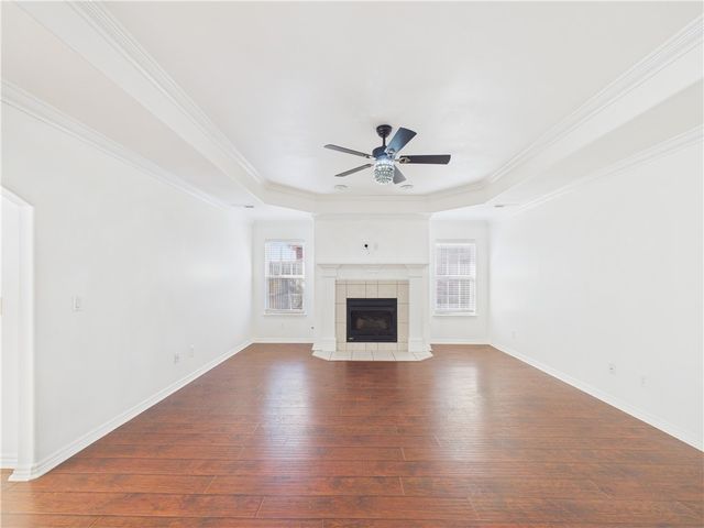 4001 SW Carriageway Avenue, Bentonville, AR 72712