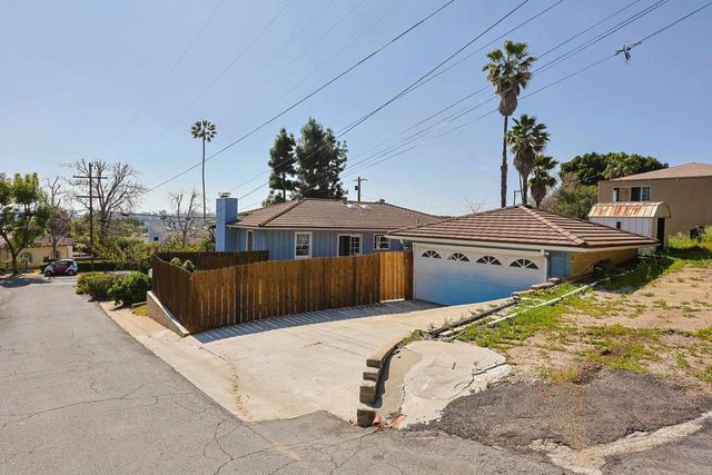 9272 Mesa Vista, La Mesa, CA 91941