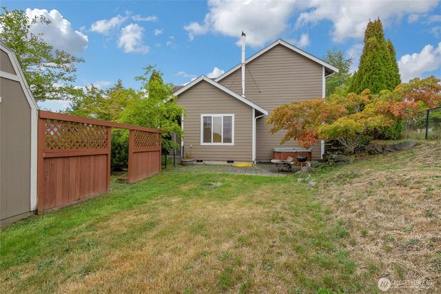 854 Center Street W, Eatonville, WA 98328
