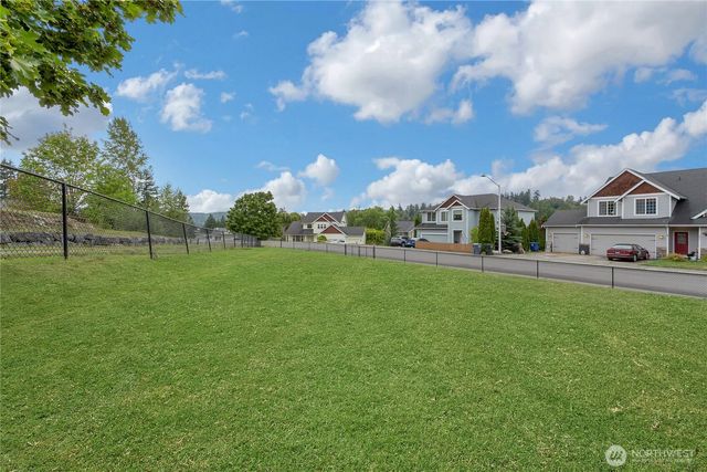 854 Center Street W, Eatonville, WA 98328