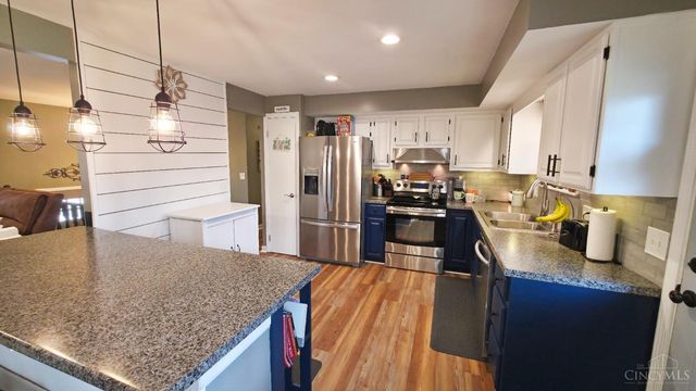 3301 Linsan Drive, Green Twp, OH 45239