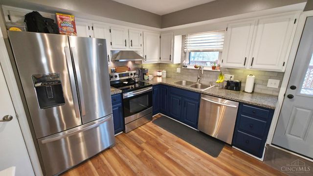 3301 Linsan Drive, Green Twp, OH 45239