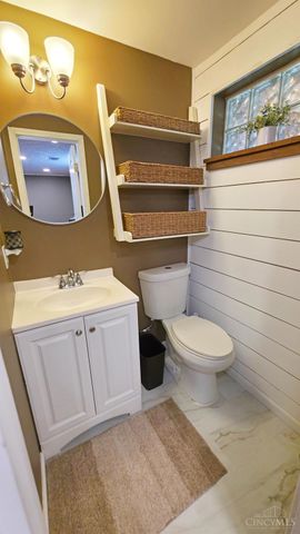 3301 Linsan Drive, Green Twp, OH 45239