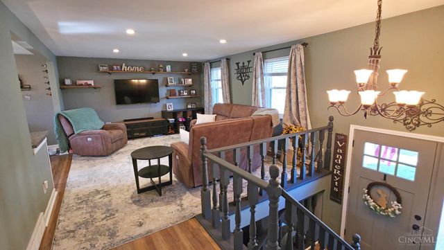 3301 Linsan Drive, Green Twp, OH 45239