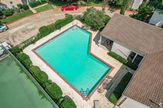 7900 N Stadium Drive 16, Houston, TX 77030