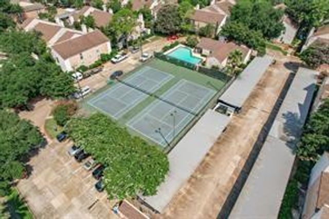 7900 N Stadium Drive 16, Houston, TX 77030