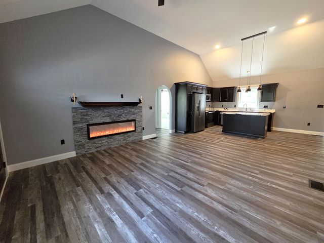 871 Salmon Falls Road, Rochester, NH 03868