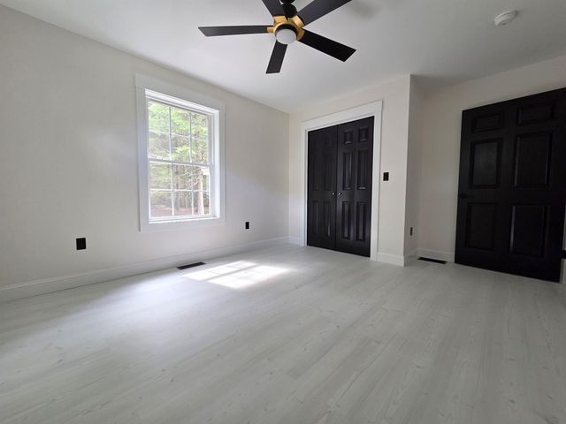 871 Salmon Falls Road, Rochester, NH 03868