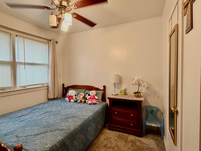 2500 Golfview Street, Joliet, IL 60435