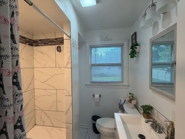 2500 Golfview Street, Joliet, IL 60435
