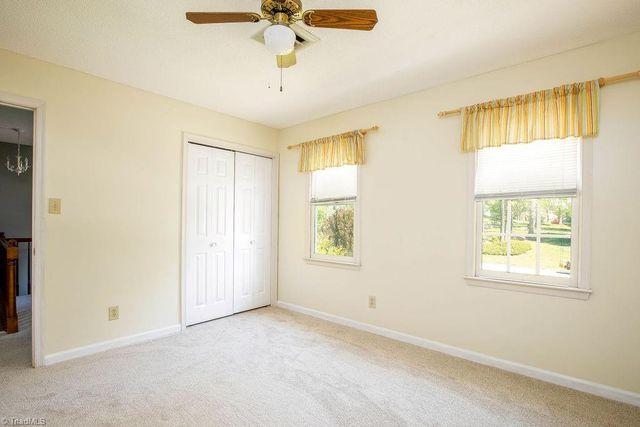 914 Edinburgh Drive, Jamestown, NC 27282